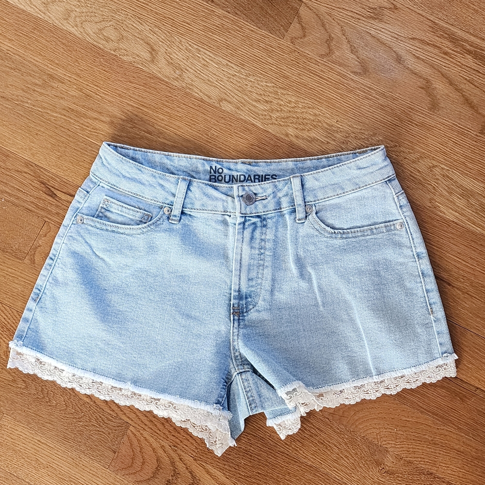 Jan - No Boundaries Light Blue Denim Shorts with Lace Trim